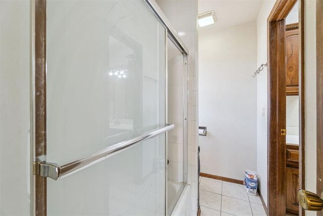 3600 Country Club, Moore, OK 73160