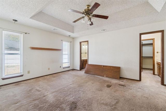 3600 Country Club, Moore, OK 73160