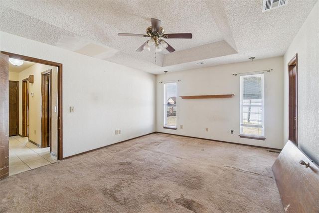 3600 Country Club, Moore, OK 73160