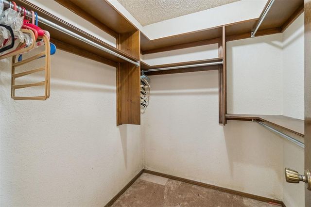 3600 Country Club, Moore, OK 73160