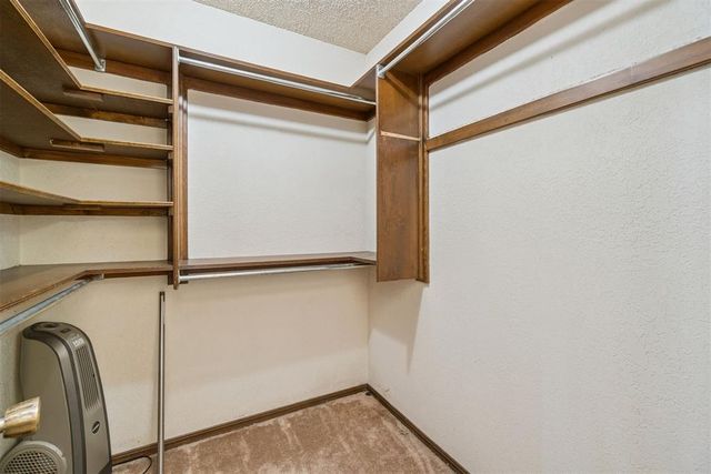 3600 Country Club, Moore, OK 73160