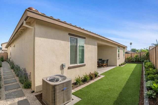 2524 Grove St, Lodi, CA 95242