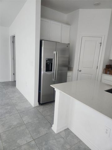 202 BRAVE ROAD, Davenport, FL 33837