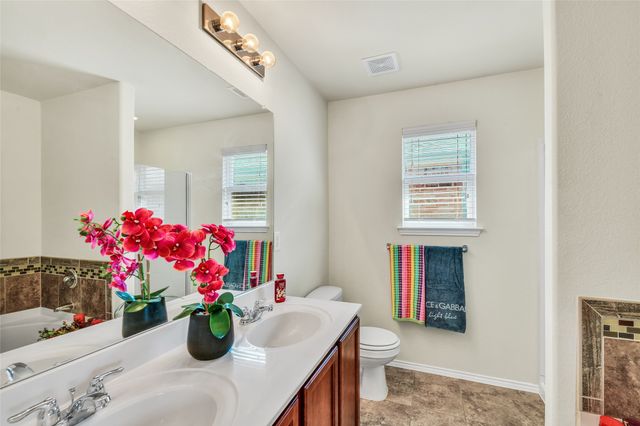 803 Underhill Drive, Arlington, TX 76002