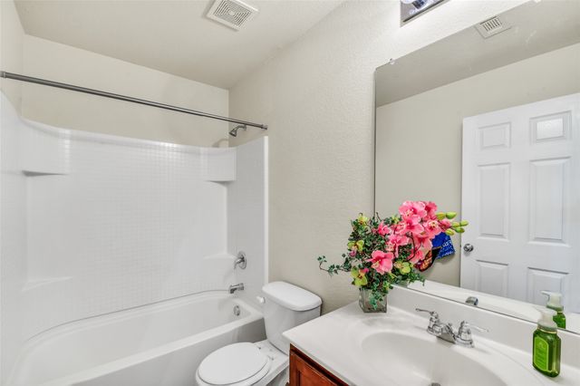 803 Underhill Drive, Arlington, TX 76002
