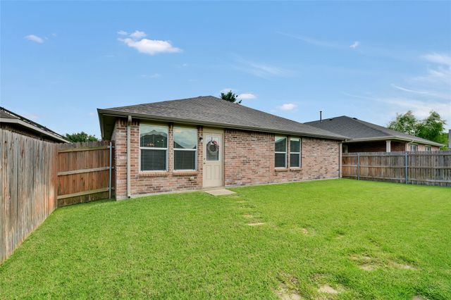 803 Underhill Drive, Arlington, TX 76002