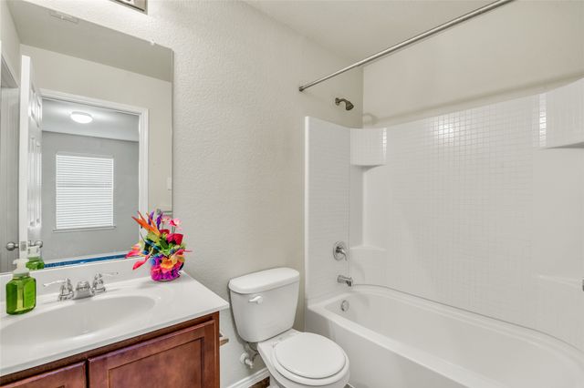 803 Underhill Drive, Arlington, TX 76002