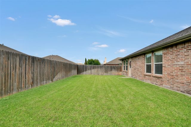 803 Underhill Drive, Arlington, TX 76002