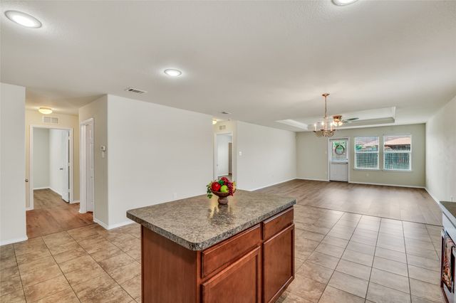 803 Underhill Drive, Arlington, TX 76002