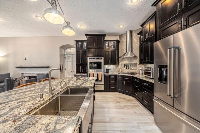 15818 FAIRCHILD DRIVE, Tampa, FL 33647