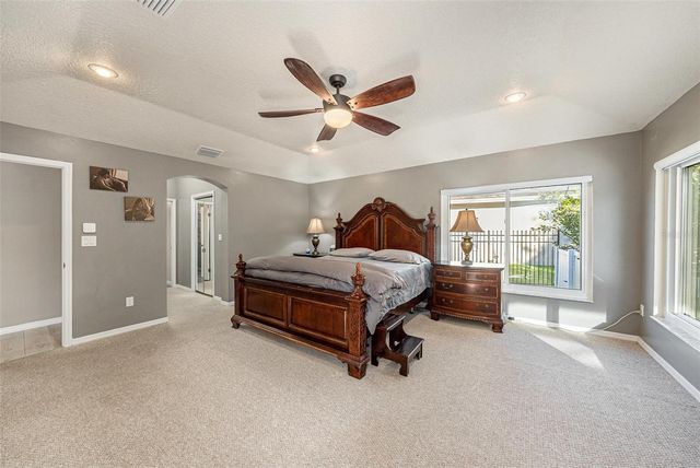 15818 FAIRCHILD DRIVE, Tampa, FL 33647