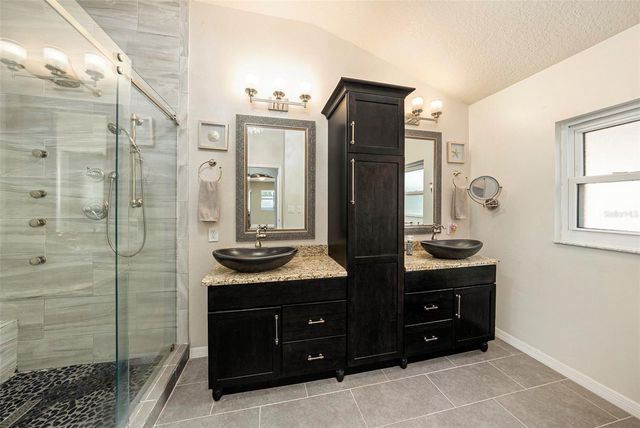 15818 FAIRCHILD DRIVE, Tampa, FL 33647