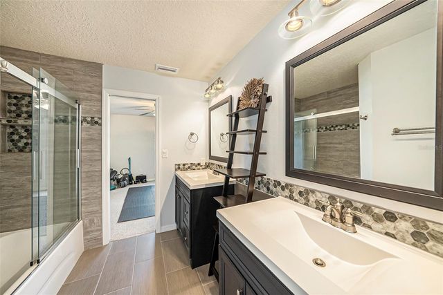 15818 FAIRCHILD DRIVE, Tampa, FL 33647