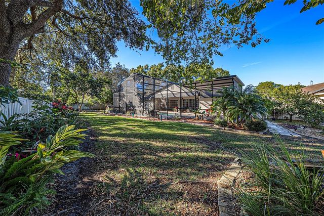 15818 FAIRCHILD DRIVE, Tampa, FL 33647