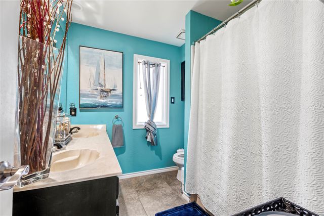 3910 Kingsferry Court, Arlington, TX 76016