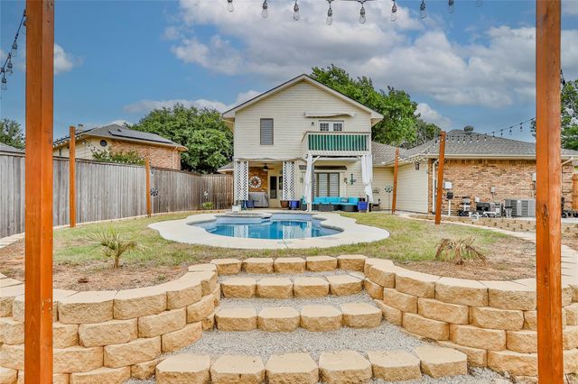 3910 Kingsferry Court, Arlington, TX 76016