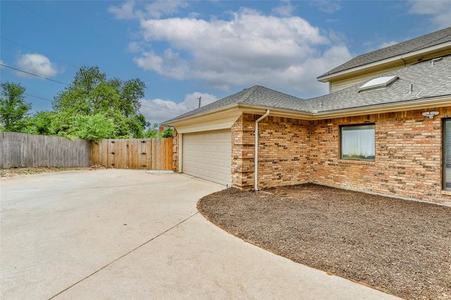3910 Kingsferry Court, Arlington, TX 76016