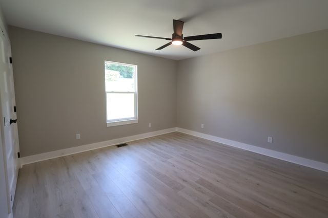 15 Wilkerson Hollow Ln, Brush Creek, TN 38547