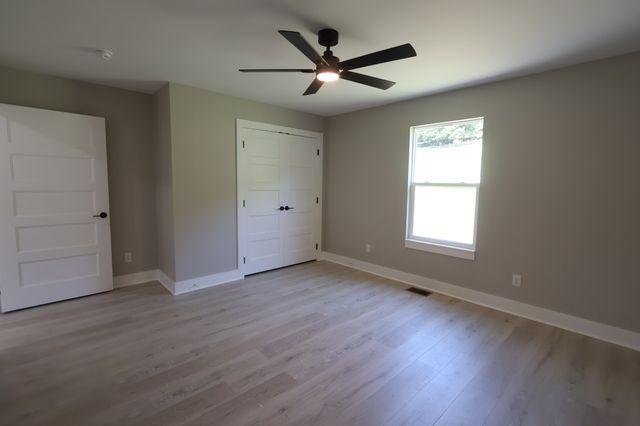 15 Wilkerson Hollow Ln, Brush Creek, TN 38547