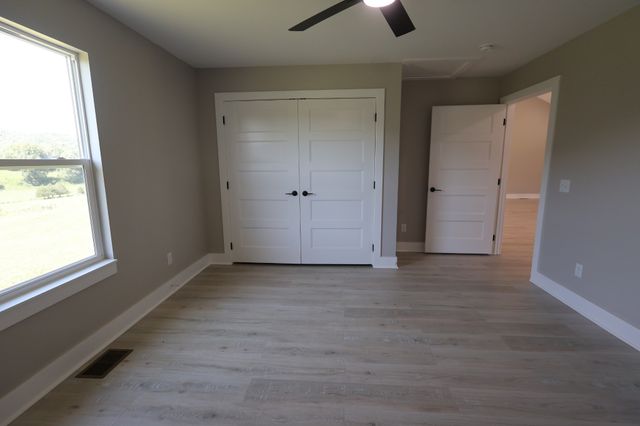 15 Wilkerson Hollow Ln, Brush Creek, TN 38547