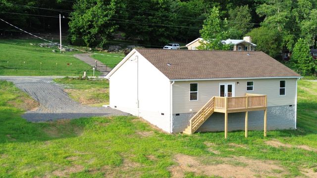 15 Wilkerson Hollow Ln, Brush Creek, TN 38547