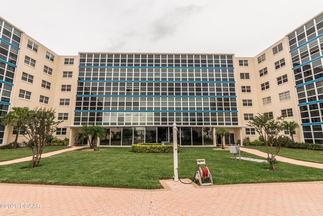 1224 S Peninsula Dr Apt 403, Daytona Beach, FL 32118