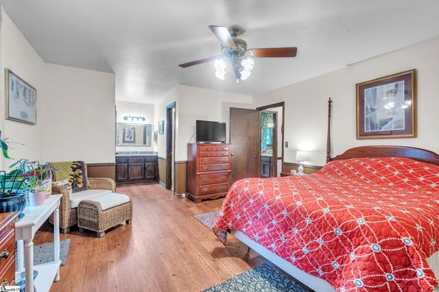 5 Dellbrook Court, Taylors, SC 29687
