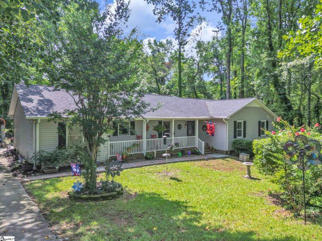 5 Dellbrook Court, Taylors, SC 29687