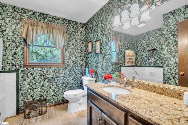 5 Dellbrook Court, Taylors, SC 29687
