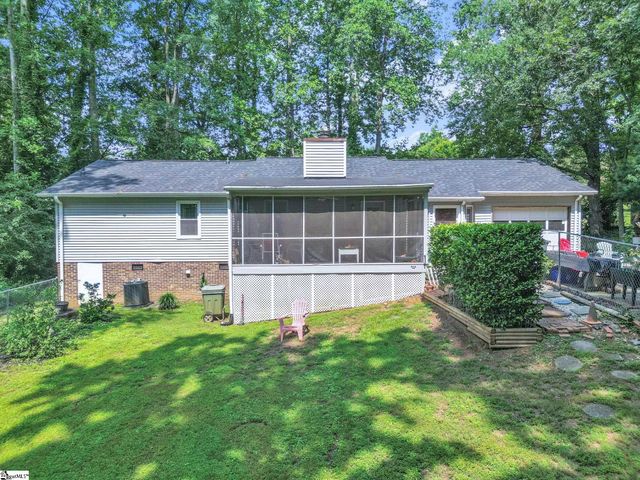 5 Dellbrook Court, Taylors, SC 29687