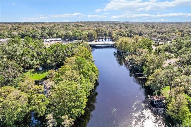 20820 RIVER DRIVE B37, Dunnellon, FL 34431
