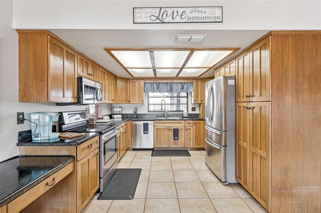 9830 WEDGEWOOD LANE, Leesburg, FL 34788