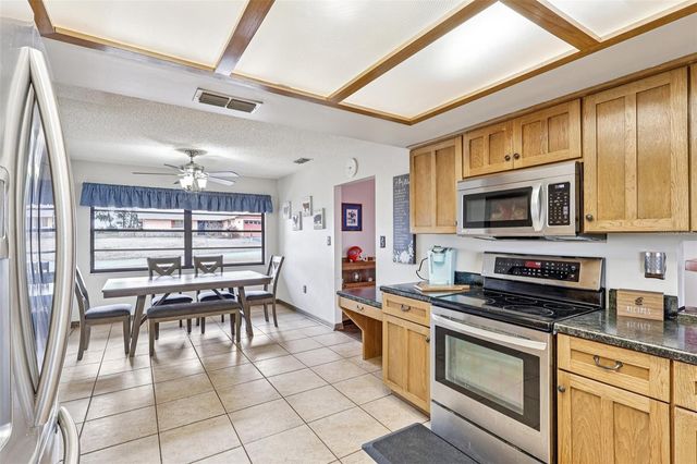 9830 WEDGEWOOD LANE, Leesburg, FL 34788