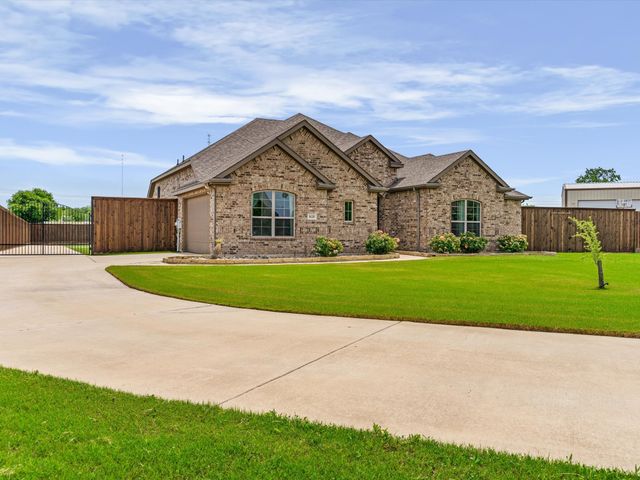 3620 Laurenwood Drive, Crowley, TX 76036
