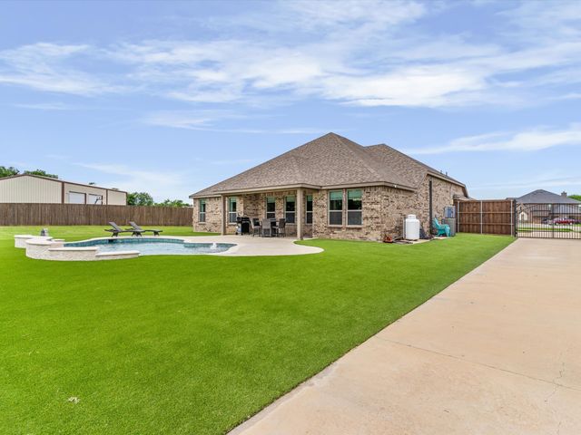 3620 Laurenwood Drive, Crowley, TX 76036
