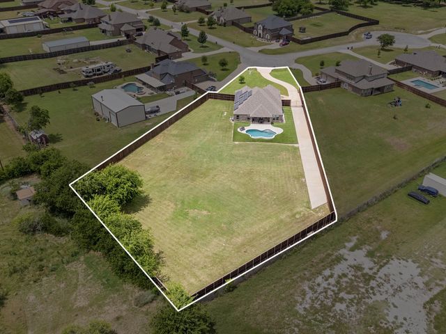 3620 Laurenwood Drive, Crowley, TX 76036