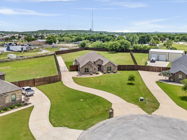 3620 Laurenwood Drive, Crowley, TX 76036