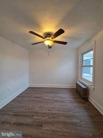 207 SPRUCE ST, West Reading, PA 19611