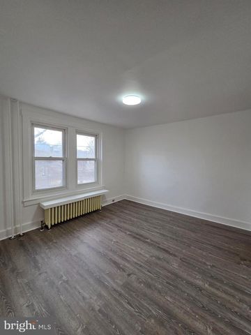 207 SPRUCE ST, West Reading, PA 19611