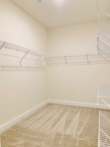 1708 Boardwalk Pl, Gallatin, TN 37066
