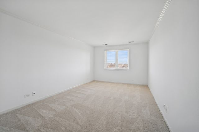 1695 2nd Street 402, Highland Park, IL 60035