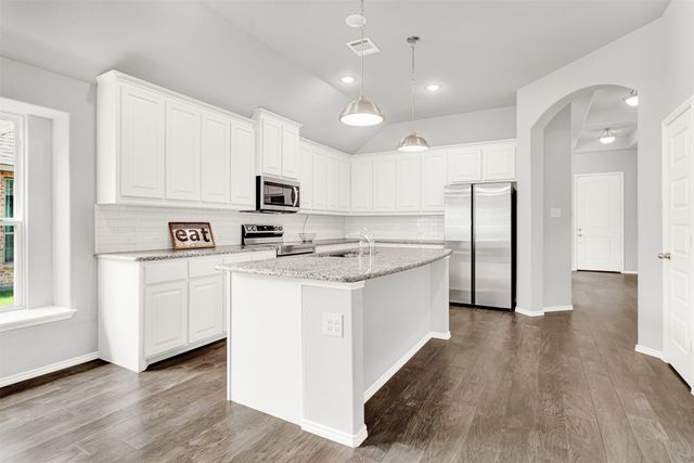 208 Rosemary Drive, Azle, TX 76020