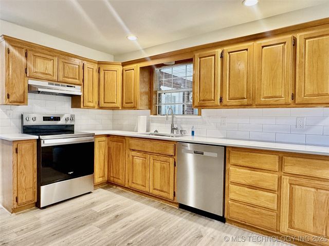 509 W 2nd Street, Tahlequah, OK 74464