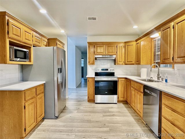 509 W 2nd Street, Tahlequah, OK 74464