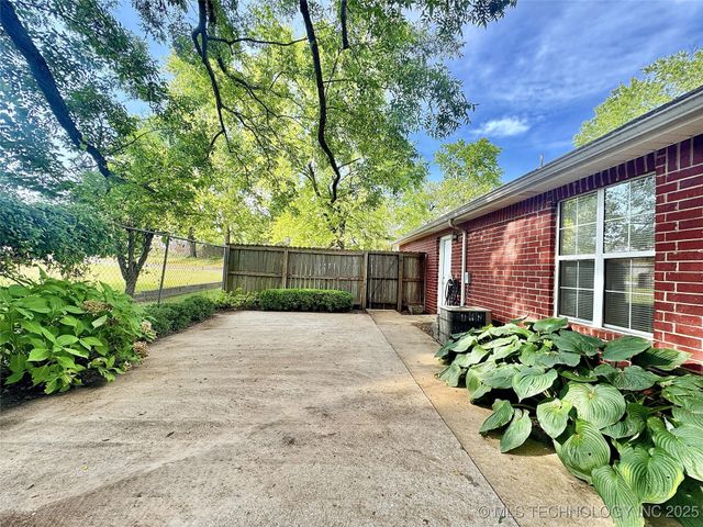 509 W 2nd Street, Tahlequah, OK 74464