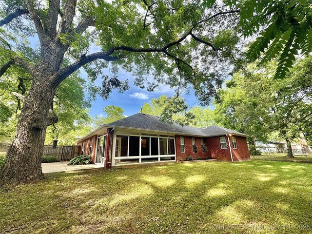 509 W 2nd Street, Tahlequah, OK 74464