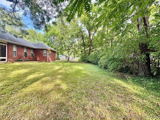 509 W 2nd Street, Tahlequah, OK 74464