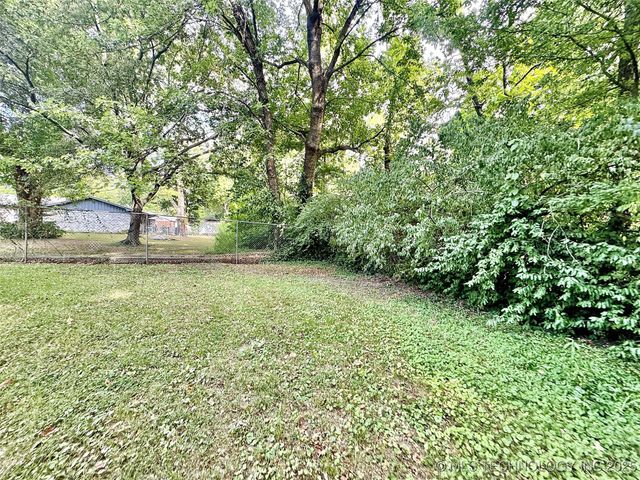 509 W 2nd Street, Tahlequah, OK 74464