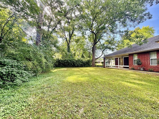 509 W 2nd Street, Tahlequah, OK 74464