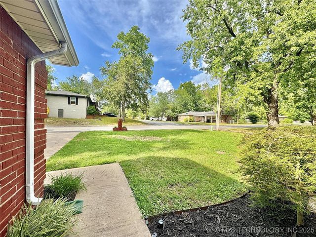 509 W 2nd Street, Tahlequah, OK 74464